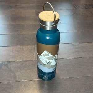 Tentree stainless steel blottle 600ml